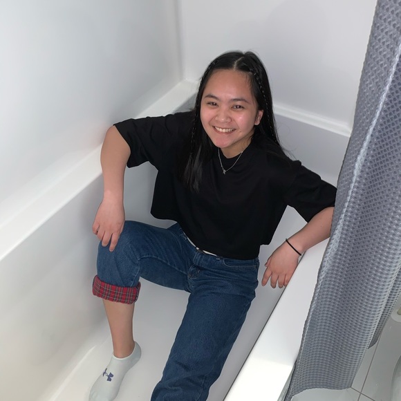 Meet your Posher, Rhoweeza - Picture 1 of 1